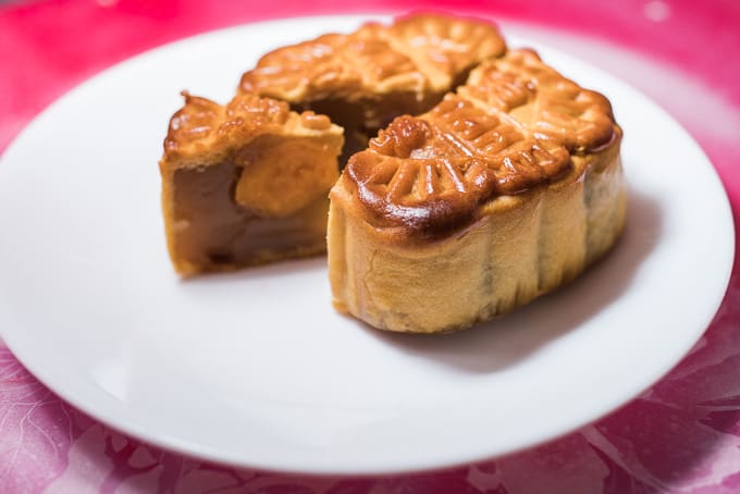 A slice of the Wing Wah moon cake